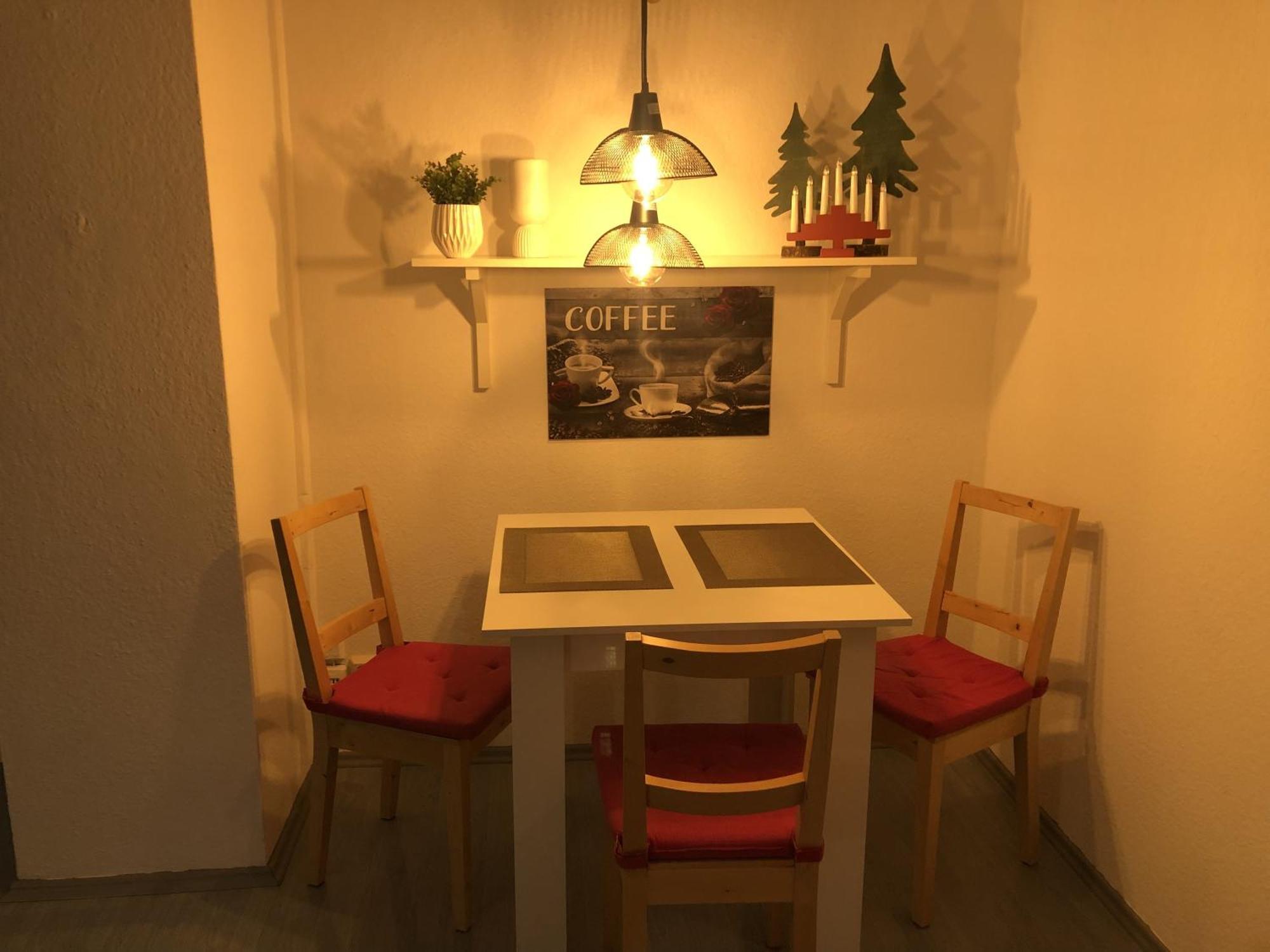 Moderne Vollmoeblierte Wohnung Цвикау Екстериор снимка